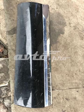 Накладка задней правой двери 7P6854950H VAG