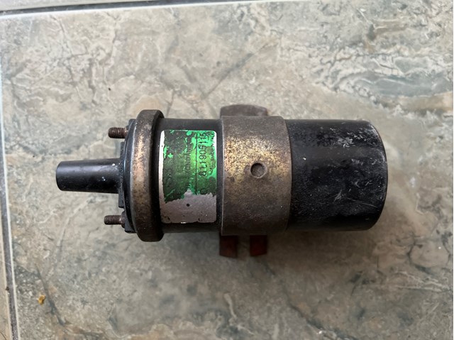Катушка 811905115 VAG