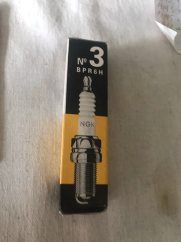 BPR6H Свеча зажигания купить Львов