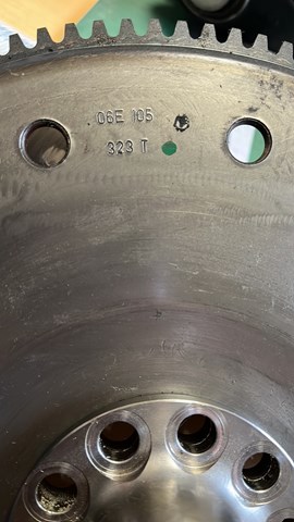 VAG 06E105323T Маховик в наличии Сумы