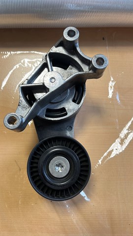 SKF VKM31223 Натяжитель приводного ремня в наличии Хмельницкий