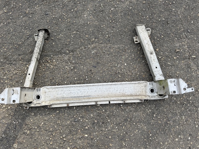 544F00002R Балка передней подвески (подрамник) передняя купить Чернигов