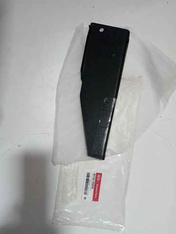 HYUNDAI 84169D9000 в наличии Киев