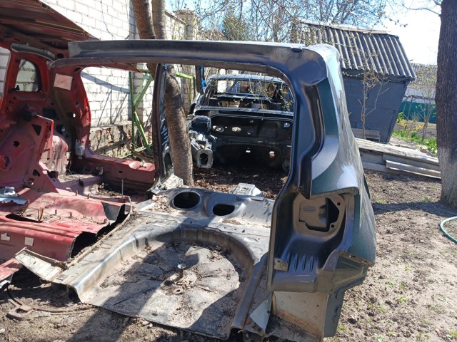 68263222AA CHRYSLER Крыло заднее правое купить в Каменское