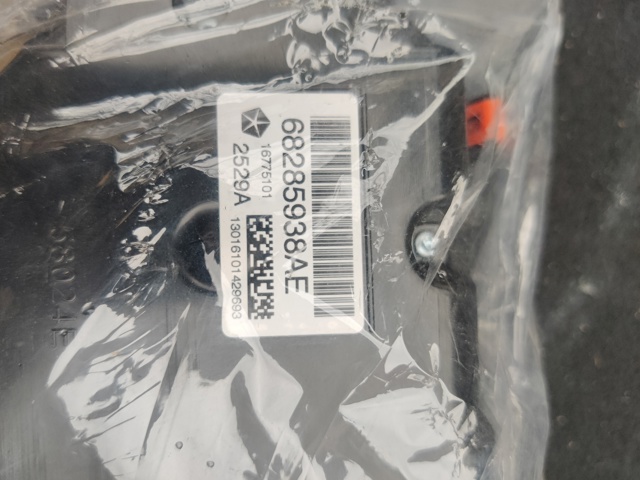 68285938AE CHRYSLER Блок управления режимами отопления/кондиционирования купить в Житомир