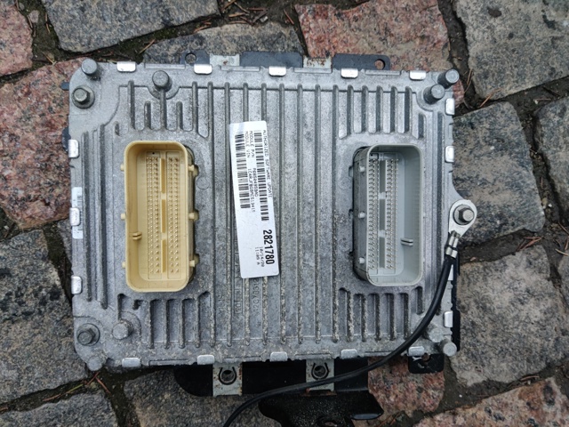 Модуль управления двигателем 68434931AA CHRYSLER
