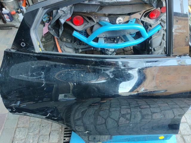 LJ8Z5824630A FORD Дверь задняя правая купить в Днепр