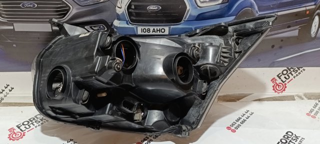 FORD 2310688 Фара правая в наличии Запорожье