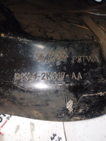 Щиток тормозного диска заднего BK212K317AA FORD