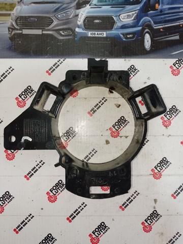 FORD BK3115T222AC Кронштейн крепления противотуманной фары правой в наличии Ровно