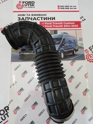 Патрубок воздушный выход воздушного фильтра GK219R504AC FORD