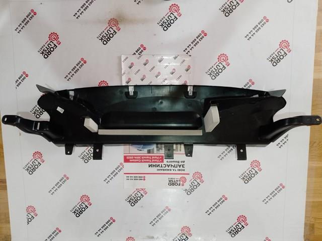 Фартук переднего бампера GK21V001A06AB FORD