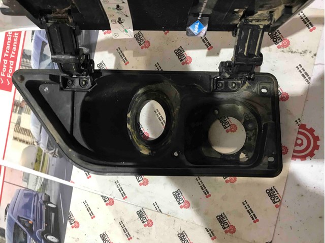 GK21V27936AA Корпус заливной горловины топливного бака купить Житомир