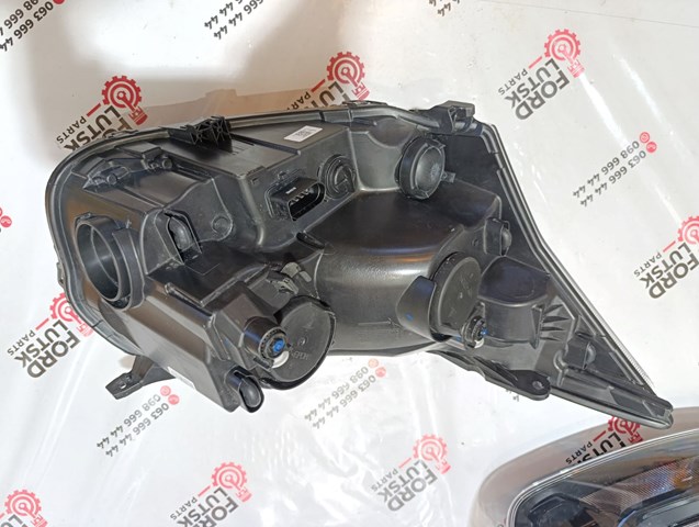 FORD GK3113W030BC Левая фара в наличии Житомир