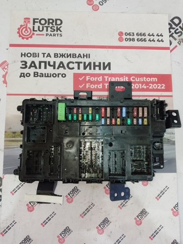 Блок предохранителей задний, салонный KK3T15604FAH FORD
