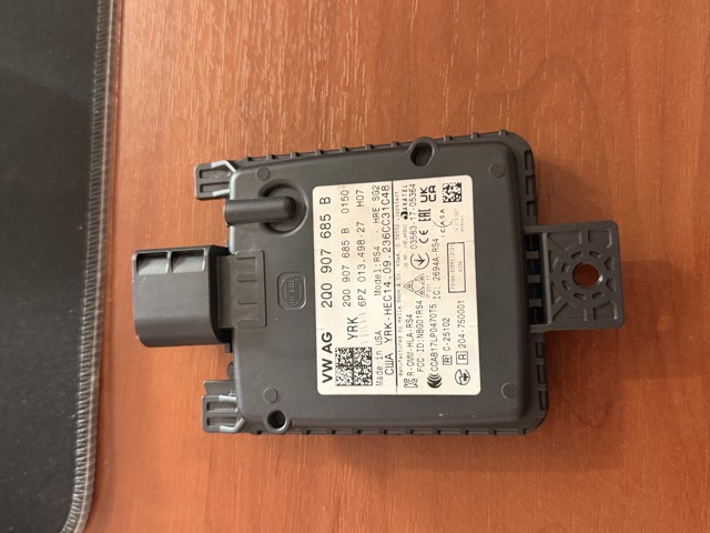 2Q0907685 VAG Датчик контроля мертвой зоны задний купить в Запорожье