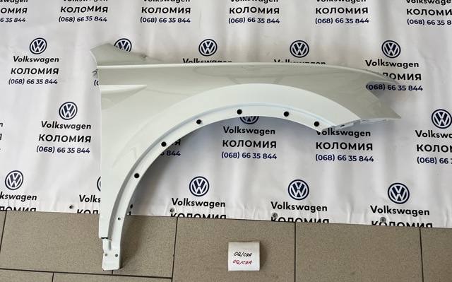 Боковая часть передняя правая 5NA821106 VAG