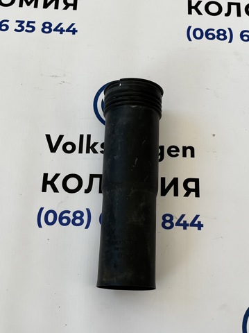 Пыльник амортизатора заднего 5Q0513425J VAG