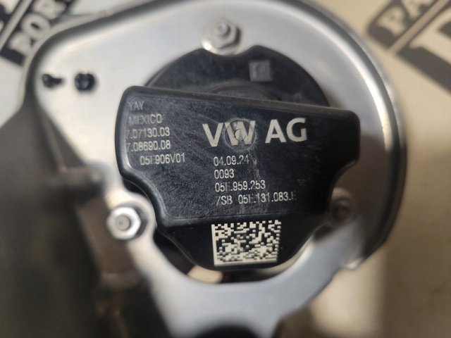 VAG 05E959253 Насос воздушный в наличии Запорожье