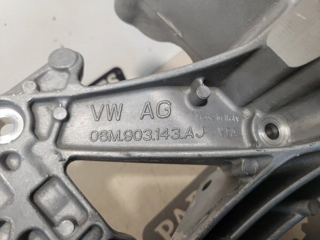 06M903143AJ VAG Кронштейн генератора купить в Хмельницкий