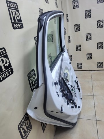 VAG 17A833055B Дверь задняя левая в наличии Ровно