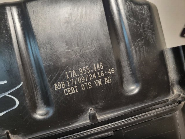 VAG 17A955448 в наличии Хмельницкий