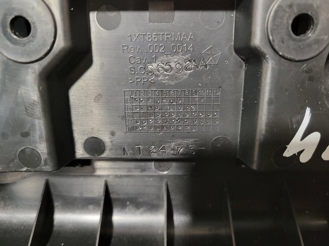 CHRYSLER 1XT86TRMAA в наличии Винница
