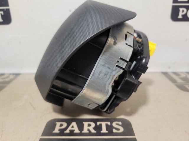 3CM880201GXEA VAG Подушка безопасности (AIRBAG) водительская купить в Ужгород