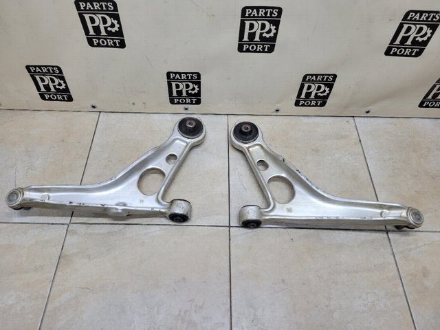 MITSUBISHI 4013A583 Нижняя шаровая опора в наличии Ирпень