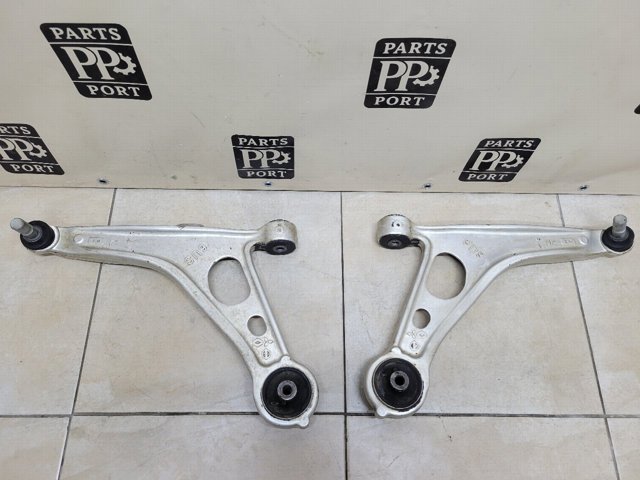 MITSUBISHI 4013A583 Шаровая опора нижняя в наличии Украина