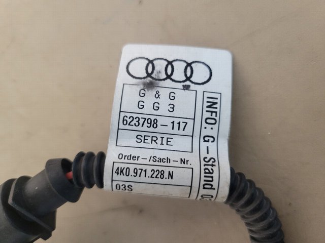 VAG 4K0971228N Кабель стартера в наличии Львов