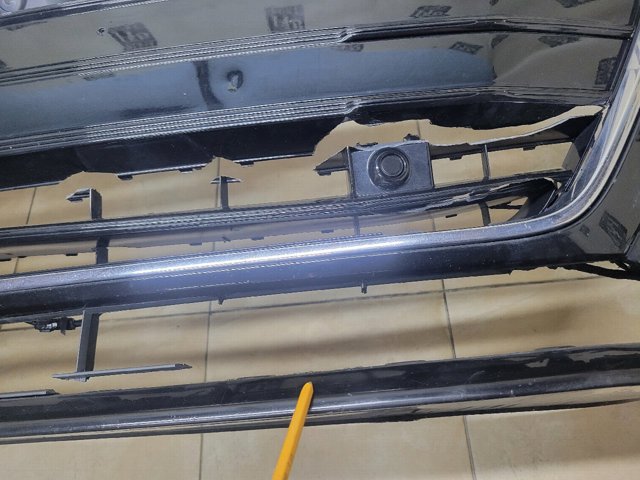 VAG 4K8807065E Бампер передний в наличии Одесса