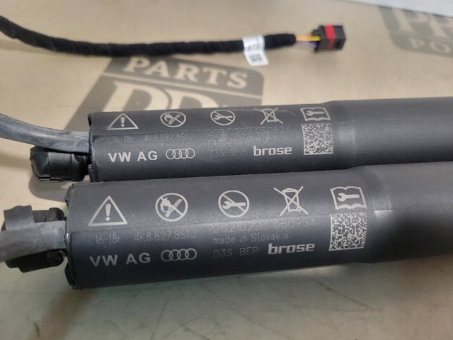 VAG 4K8827851J Амортизатор багажника в наличии Павлоград