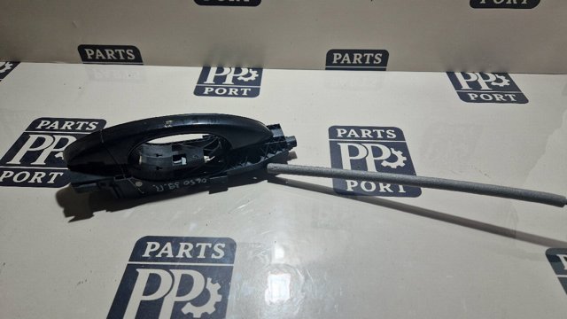 5GM837206A VAG Ручка двери правой наружная передняя/задняя купить в Чернигов