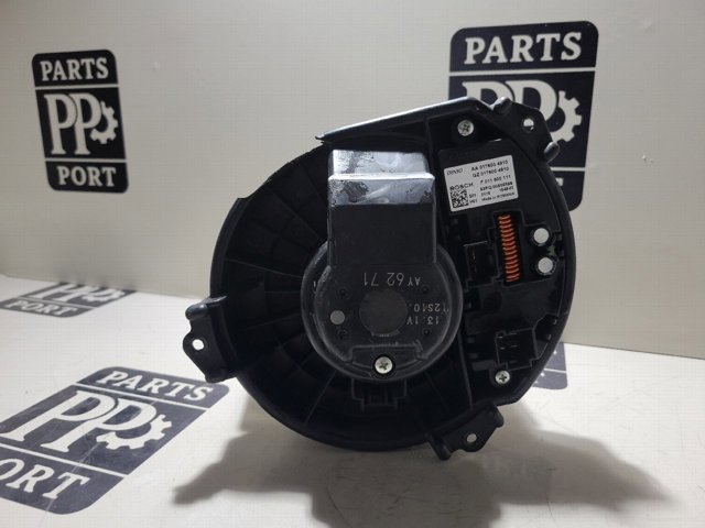 68223053AC CHRYSLER Вентилятор печки купить в Николаев