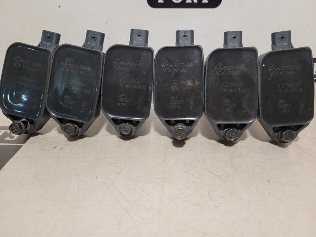 Катушка зажигания 68223569AD CHRYSLER