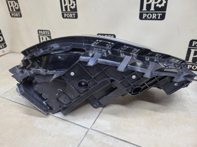 Фара правая 68275944AF CHRYSLER