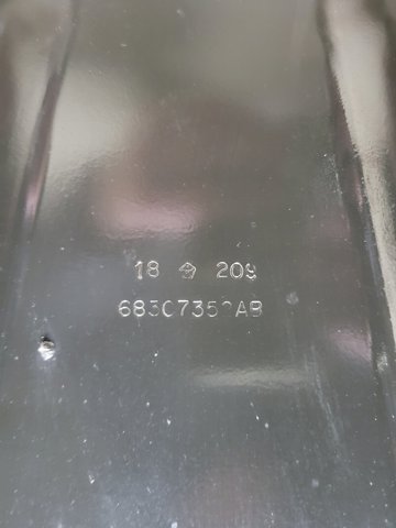 CHRYSLER 68307352AB Защита двигателя в наличии Кривой Рог