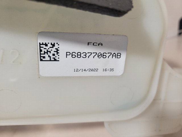 68377067AB CHRYSLER купить в Полтава