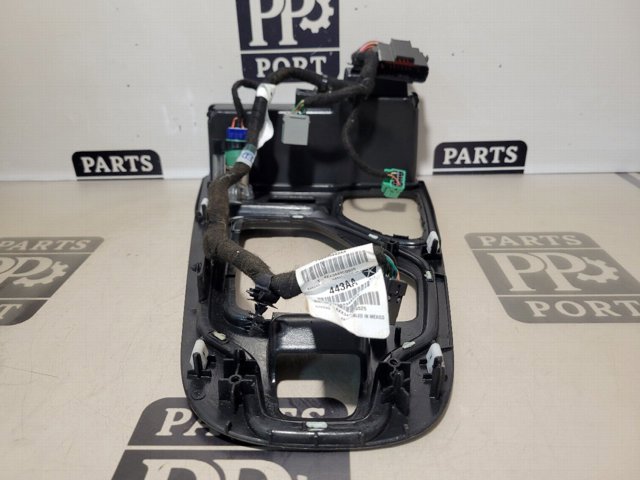 6DB75DX9AC CHRYSLER Накладка консоли рычага переключения передач АКПП купить в Полтава