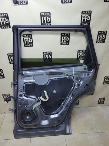 821006RR0B NISSAN Дверь задняя правая купить в Черновцы