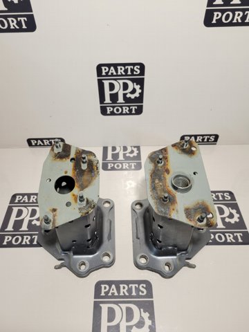 852116RR0A NISSAN Кронштейн усилителя заднего бампера купить в Кривой Рог
