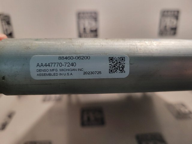 8846006200 TOYOTA Радиатор кондиционера купить в Ровно