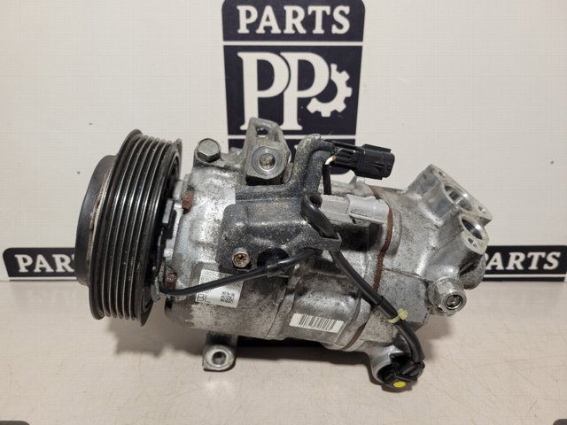 Компрессор кондиционера 926006RA0A MITSUBISHI