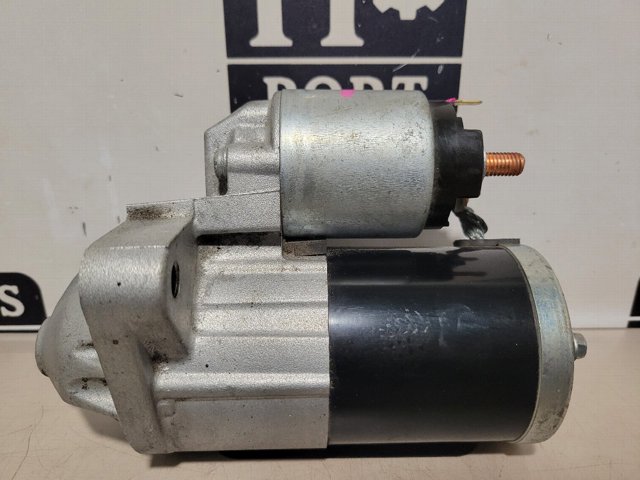 Стартер PY0118400 MAZDA