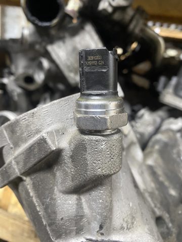 A0009052706 MERCEDES Датчик давления выхлопных газов купить в Киев