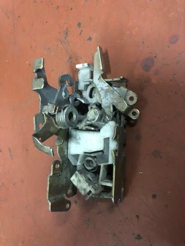 Запор кабины A6387200435 MERCEDES
