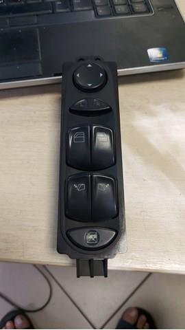 Кнопки переднего левого стекло подъёмника A6395450413 MERCEDES