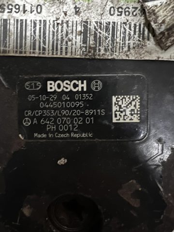 Насос топливный высокого давления A6460700201 MERCEDES