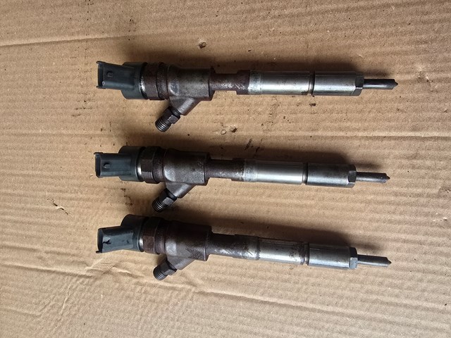 Топливные форсунки 0445110262 BOSCH